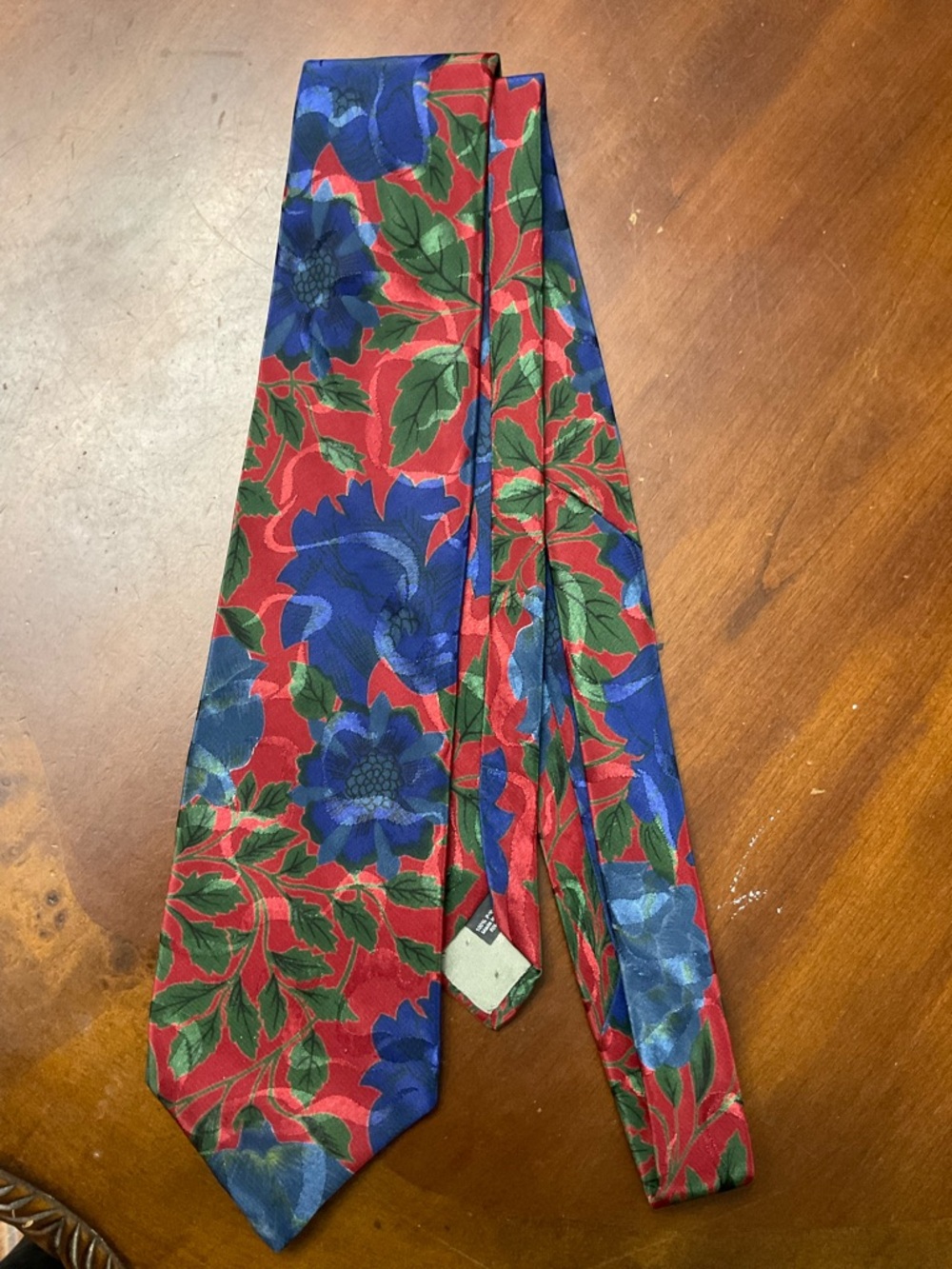 Lilly Dache Red Floral Silk Tie with Blue Flowers